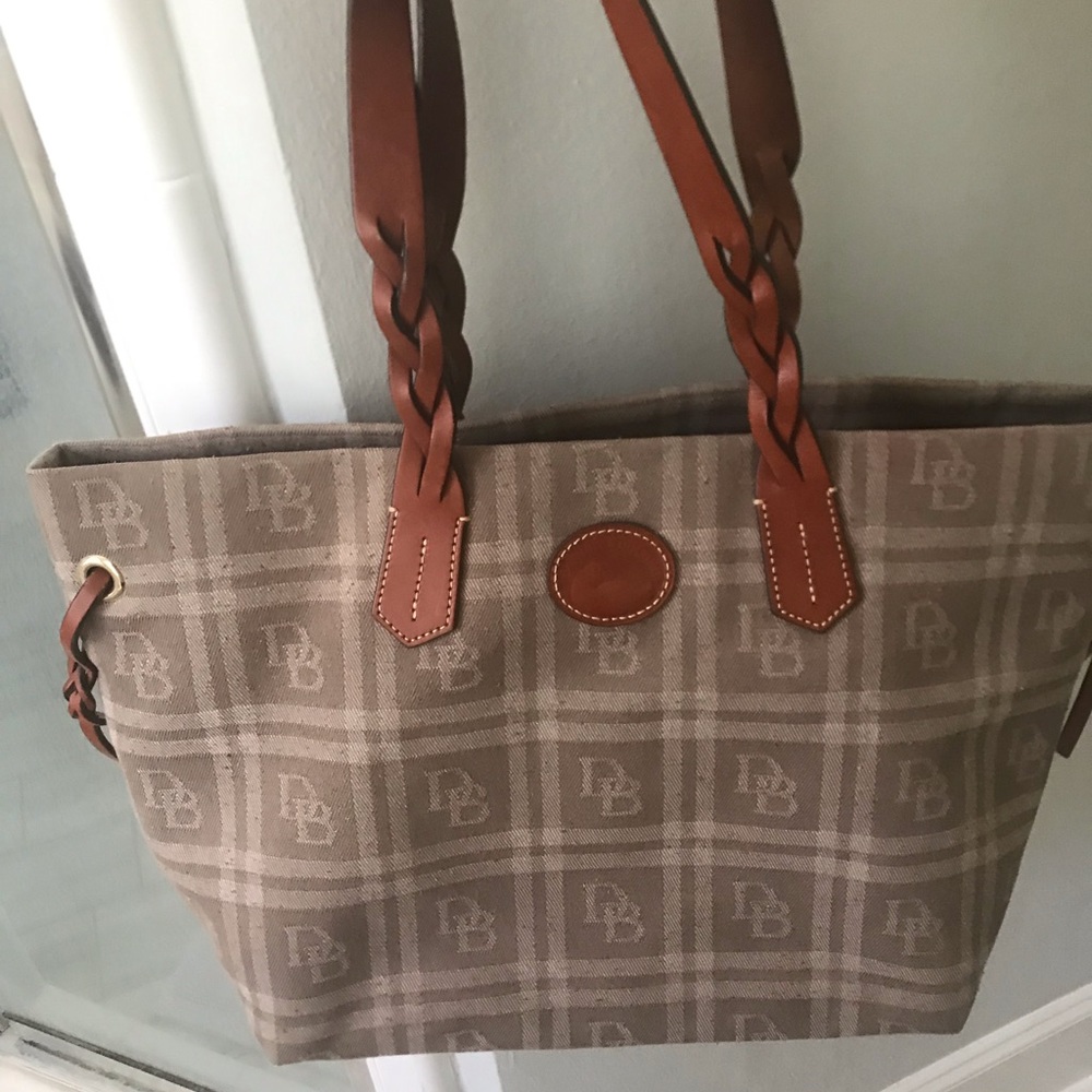 Dooney and Bourke Purse